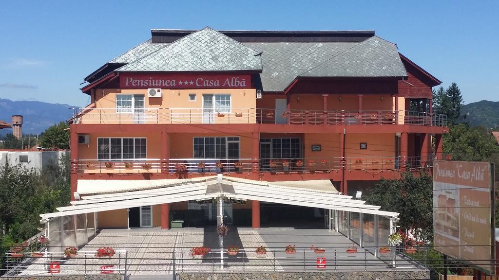 Casa Alba Hotel Râmnicu Vâlcea Buitenkant foto